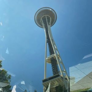 Meet your Posher, Henry